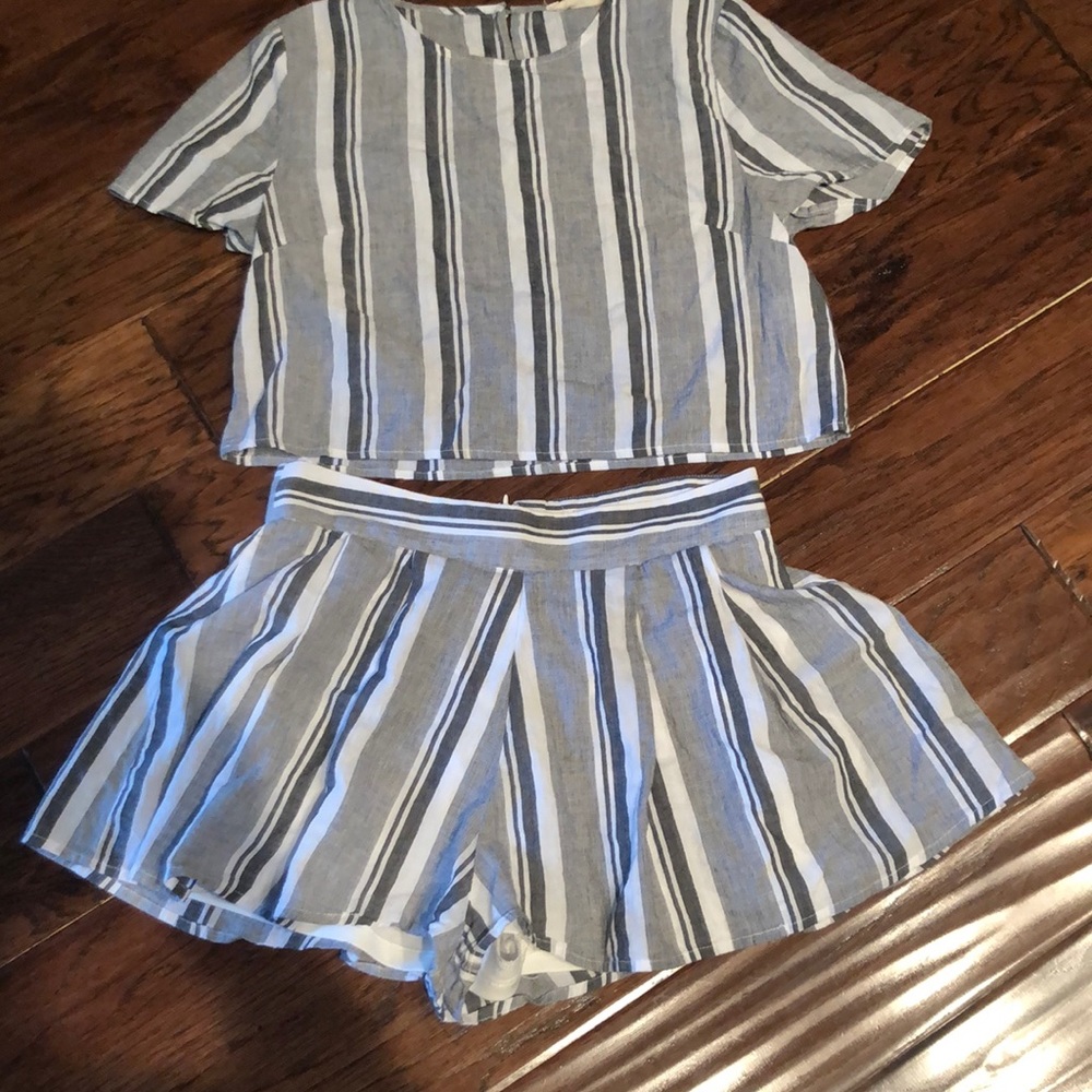 2 piece set